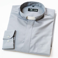 Ko�e�a k�azsk� s dlh�m ruk�vom, siv�